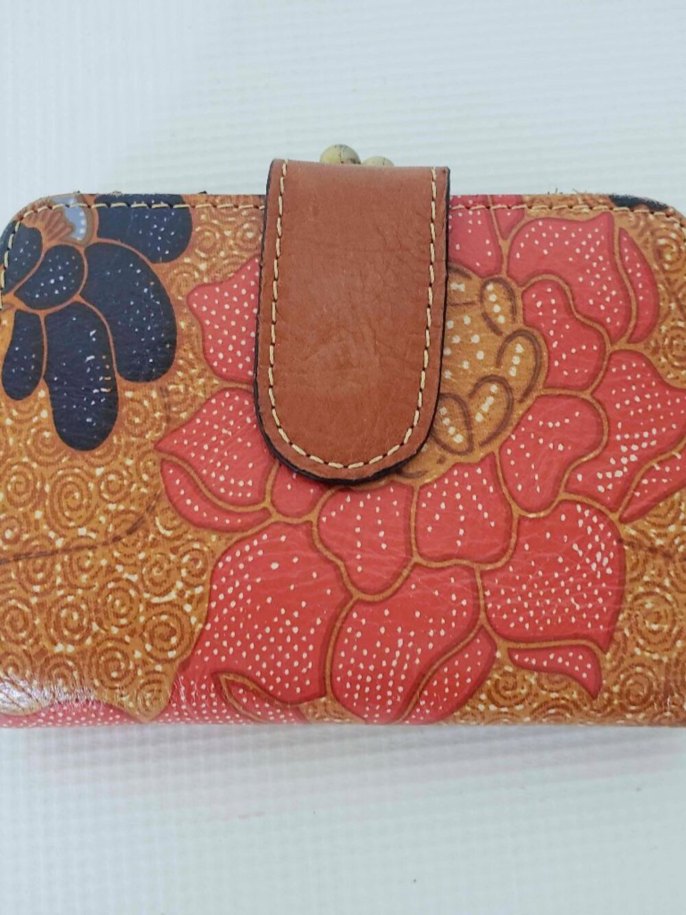 Patricia Nash Orange Floral Change Purse Wallet